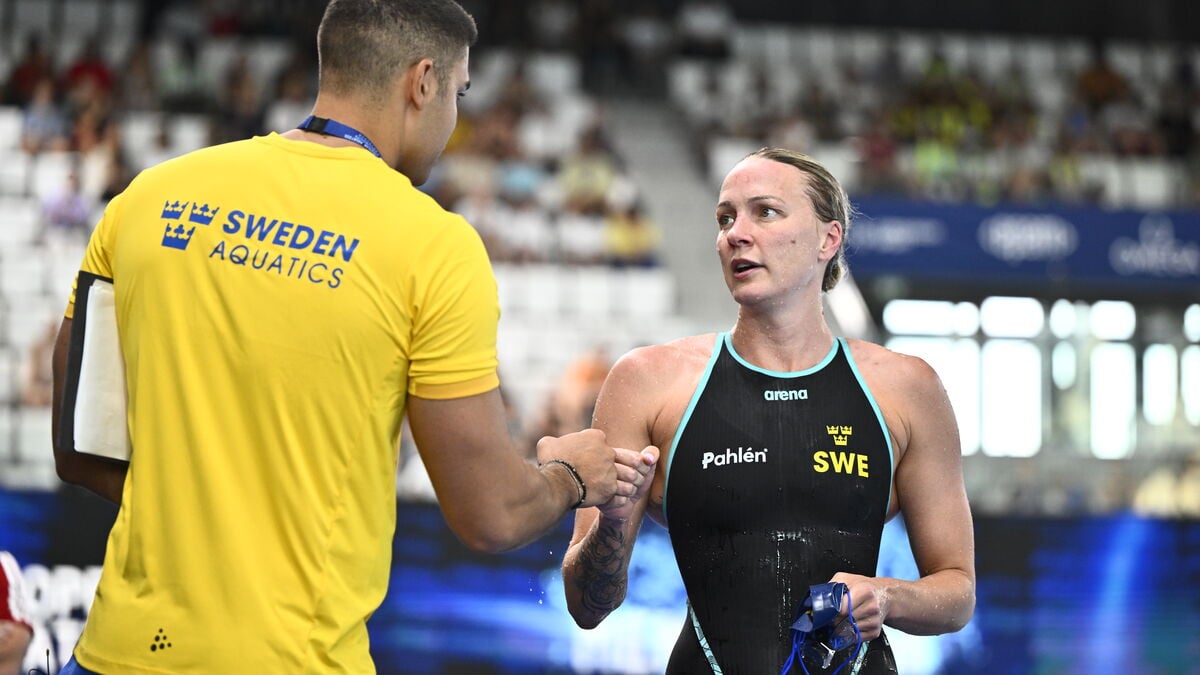 Sjöström cruises into 50m freestyle semifinals with second-fastest time