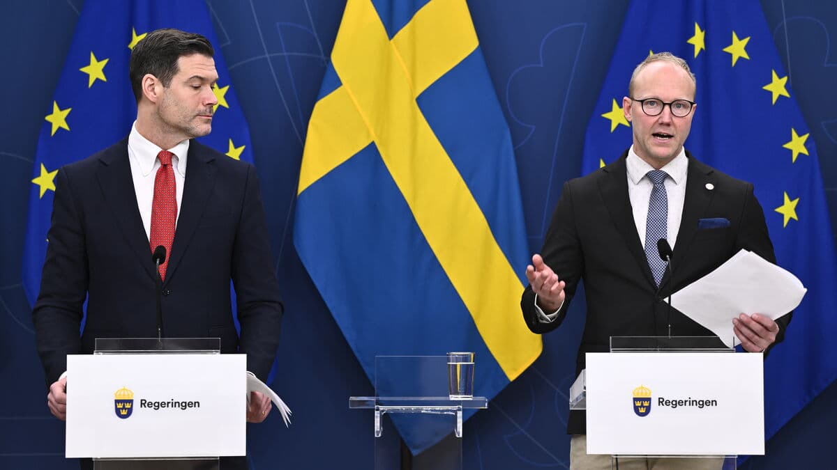 Swedish proposal: Asylum seekers should stay within their county