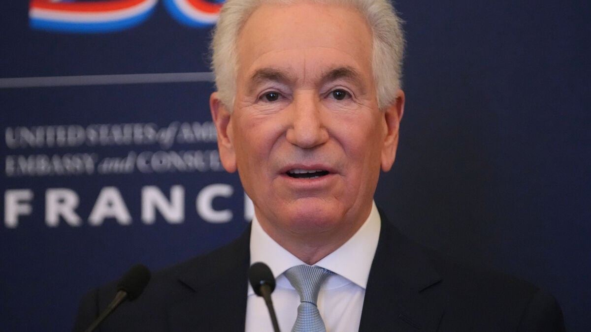 US ambassador in slight retreat in France row