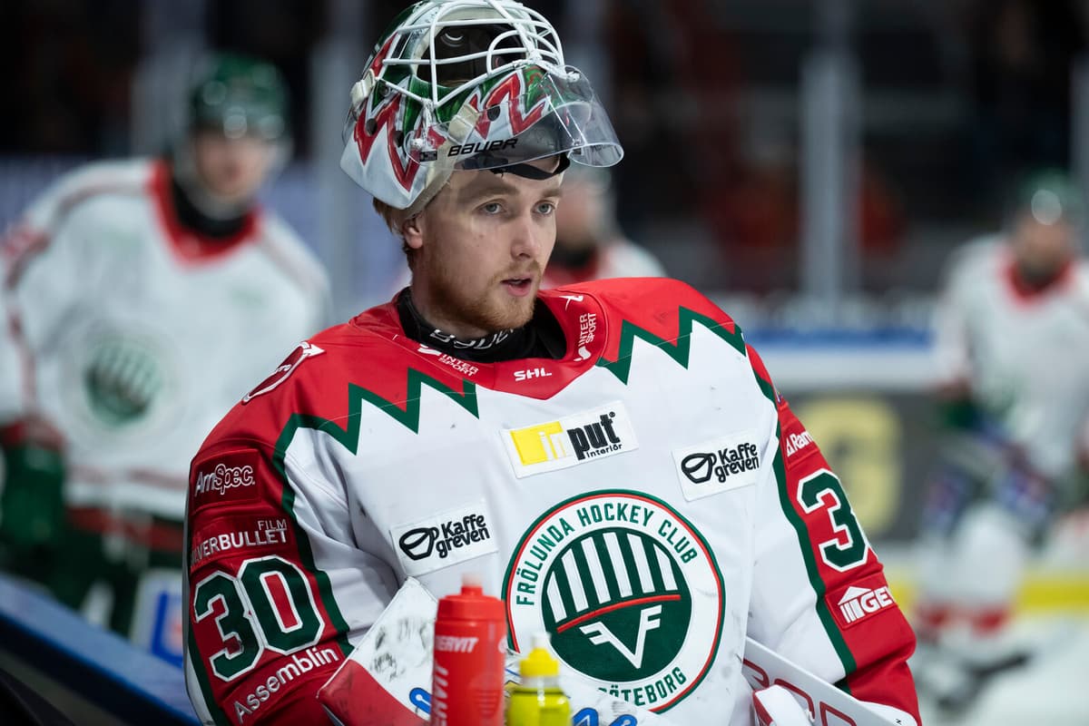 World Championship Goalie Tobias Normann Diagnosed with Heart Defect