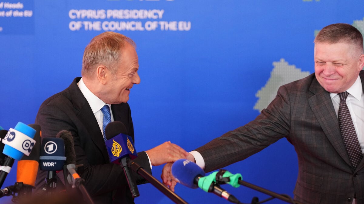Tusk: No Russians in the room as Hungary's Orbán is not attending EU summit in Cyprus