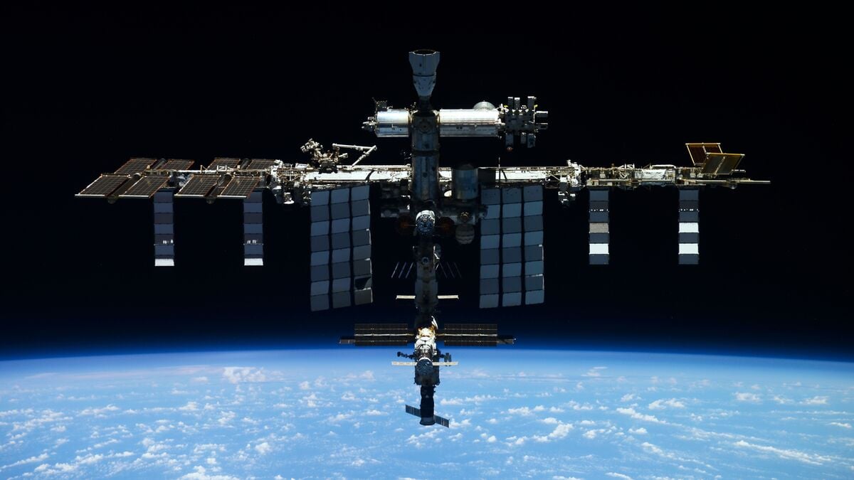 ESA aims to send its own astronauts to the Moon as US plans shift