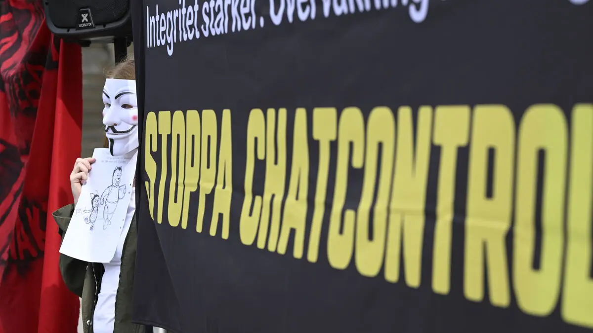 Breakdown over temporary chat control