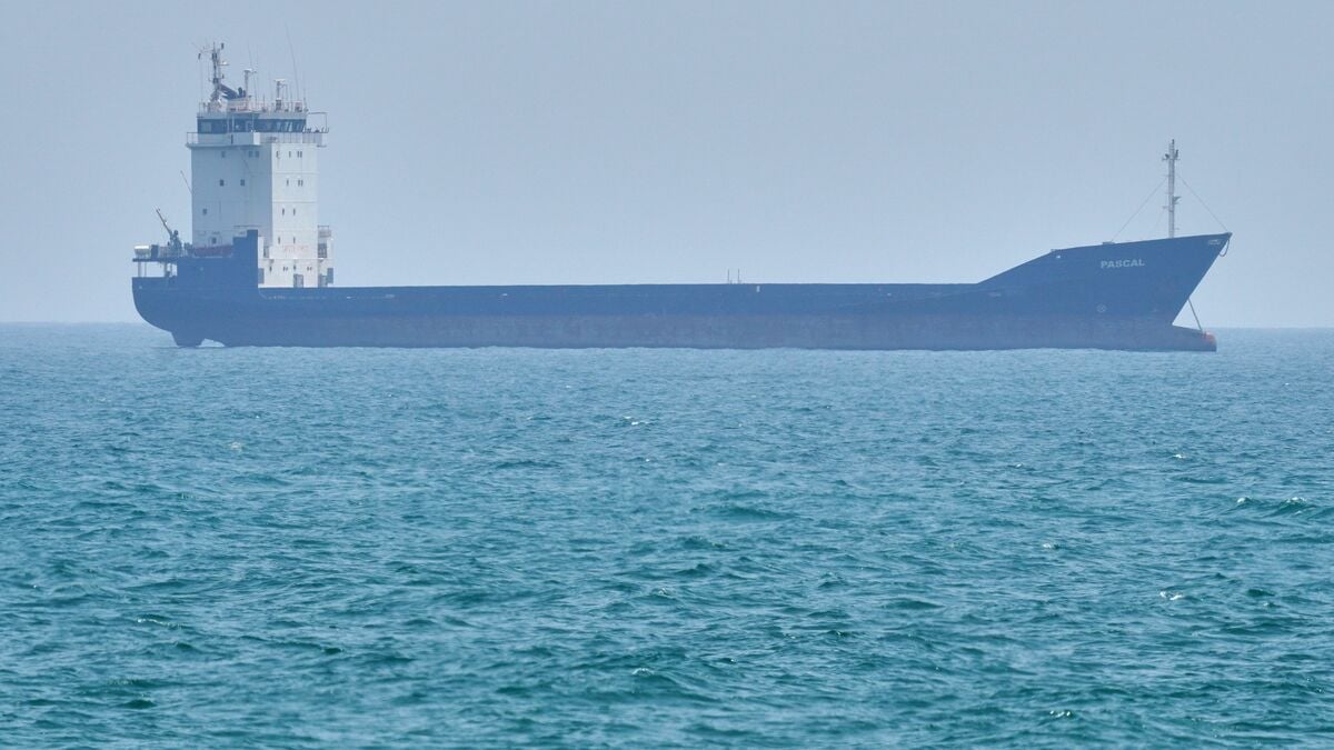 Tanker damaged in explosion in Gulf of Oman, crew safe