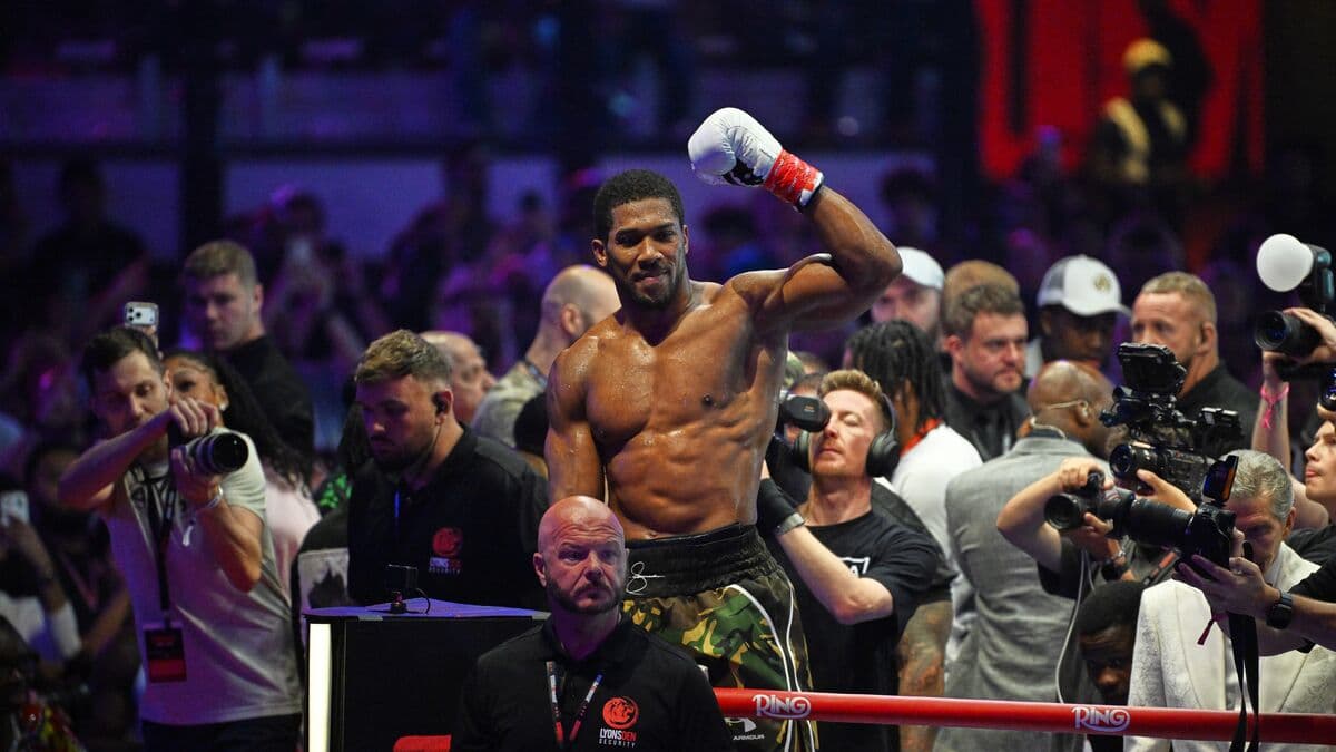 Anthony Joshua wins comeback fight after December car accident