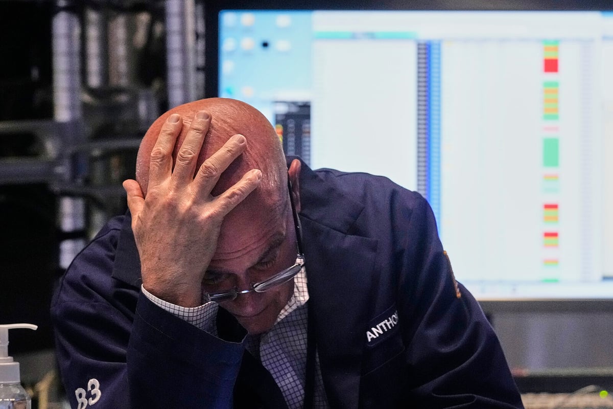 Strategist Warns of Rising Risk Amid US Budget Deficit and Debt
