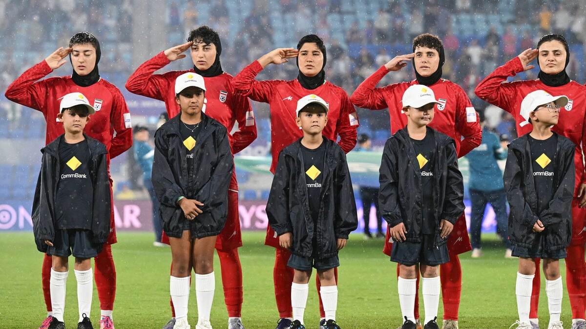 Iranian media: women's national football captain Zahra Ghanbari withdraws asylum application in Australia and returns to Iran