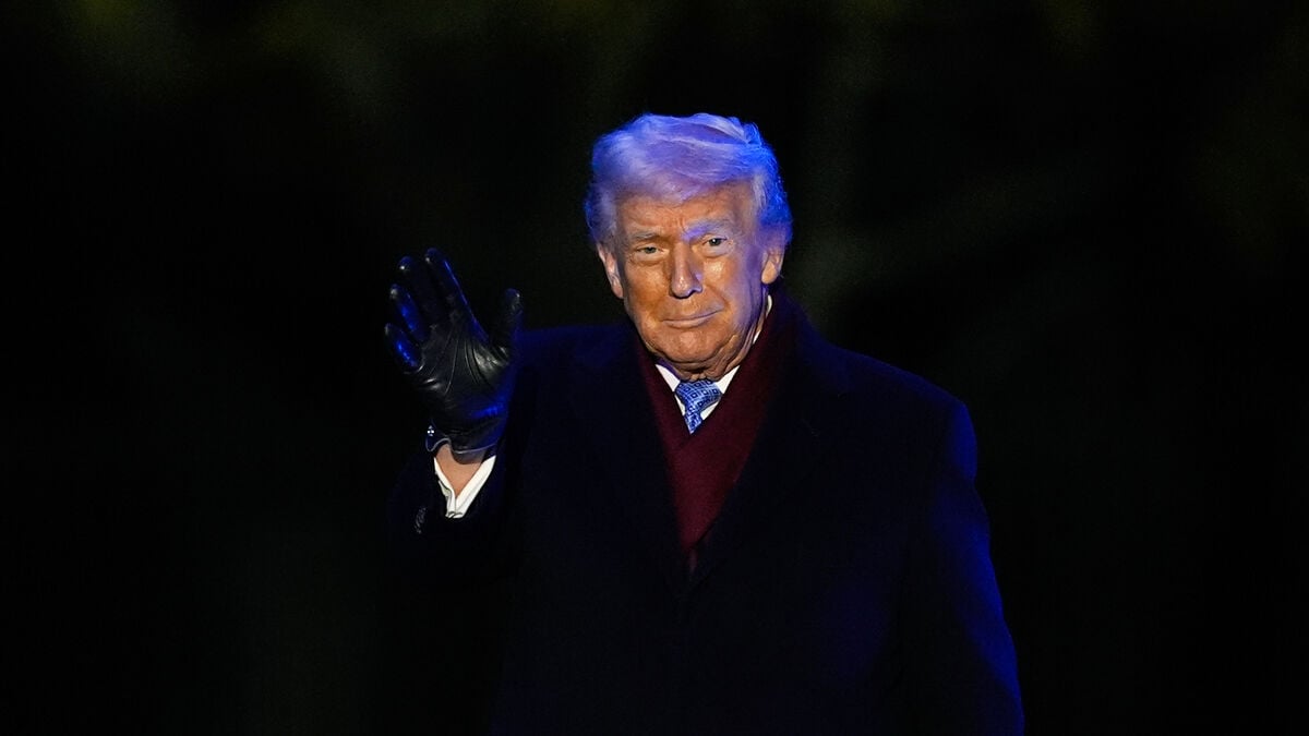 Supreme Court reviews Trump's order to halt birth control