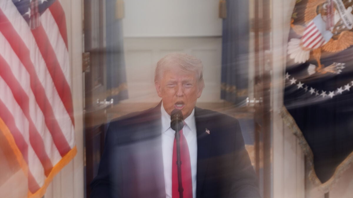 Trump threatens Iran - how many times he has reversed course