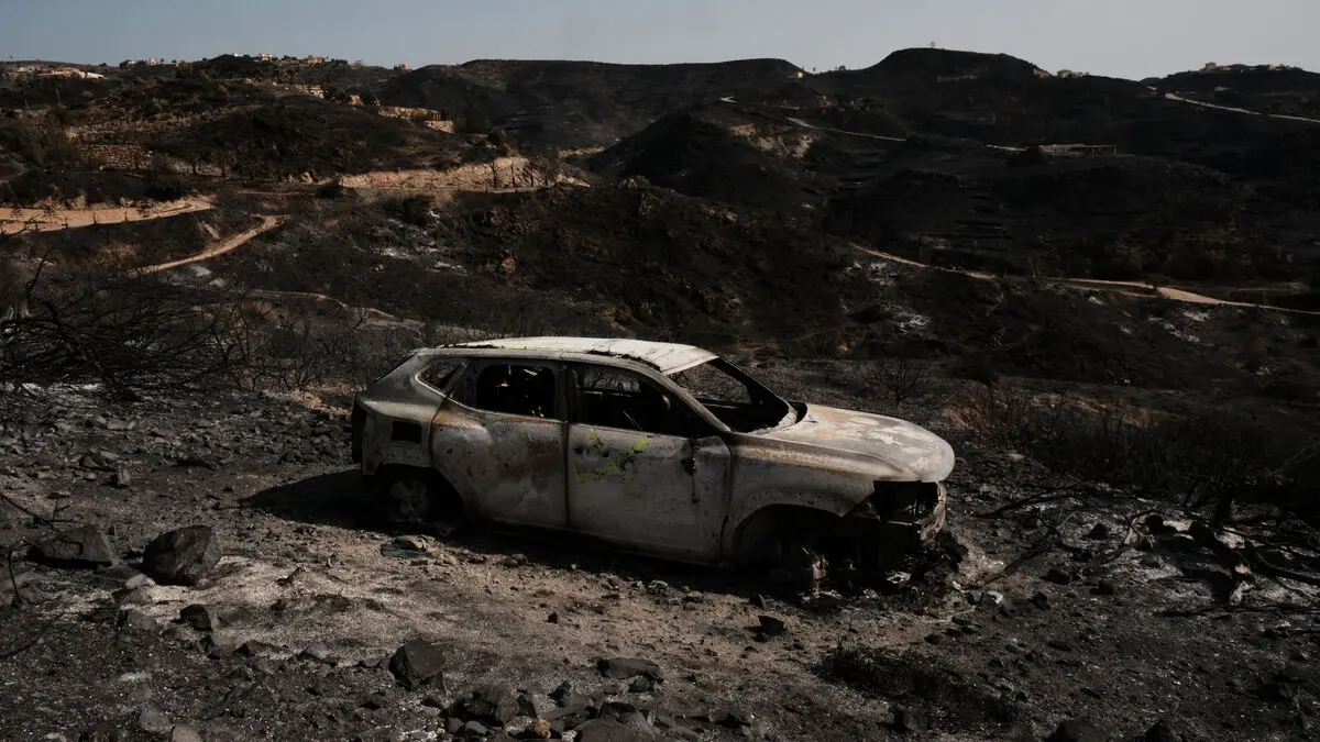 Deadly wildfire in southern Spain forces 1,500 to flee homes