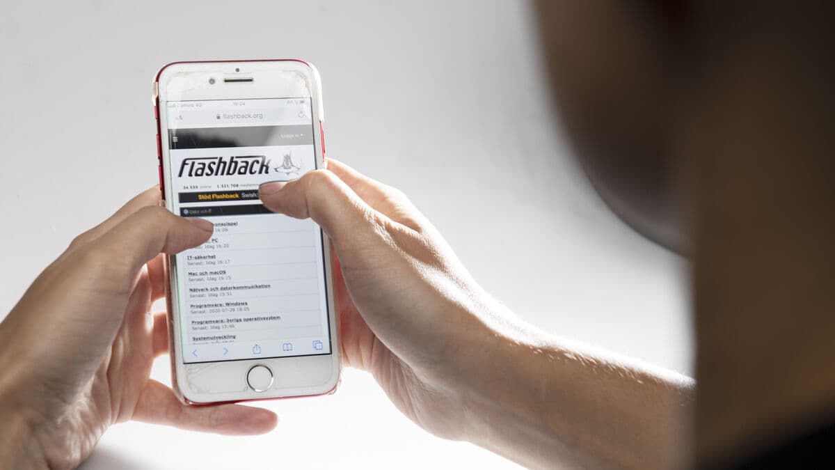 Overload attack hits Flashback forum