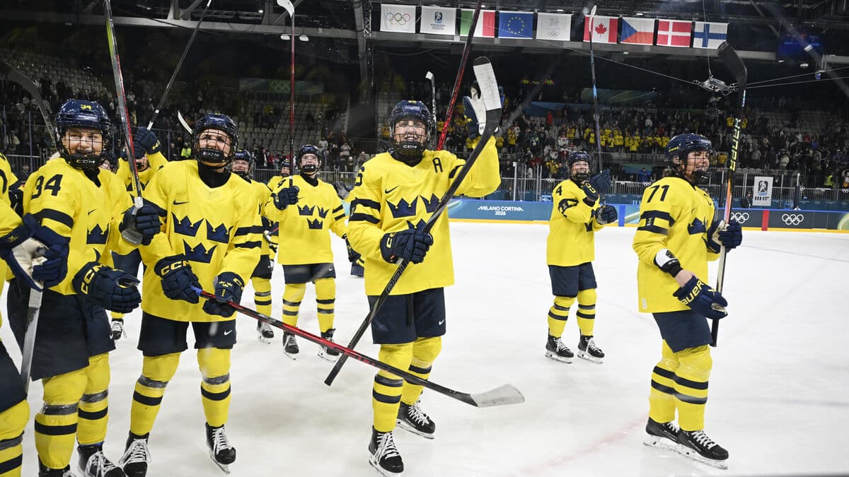 Played for our beloved equipment manager Benny Andersson