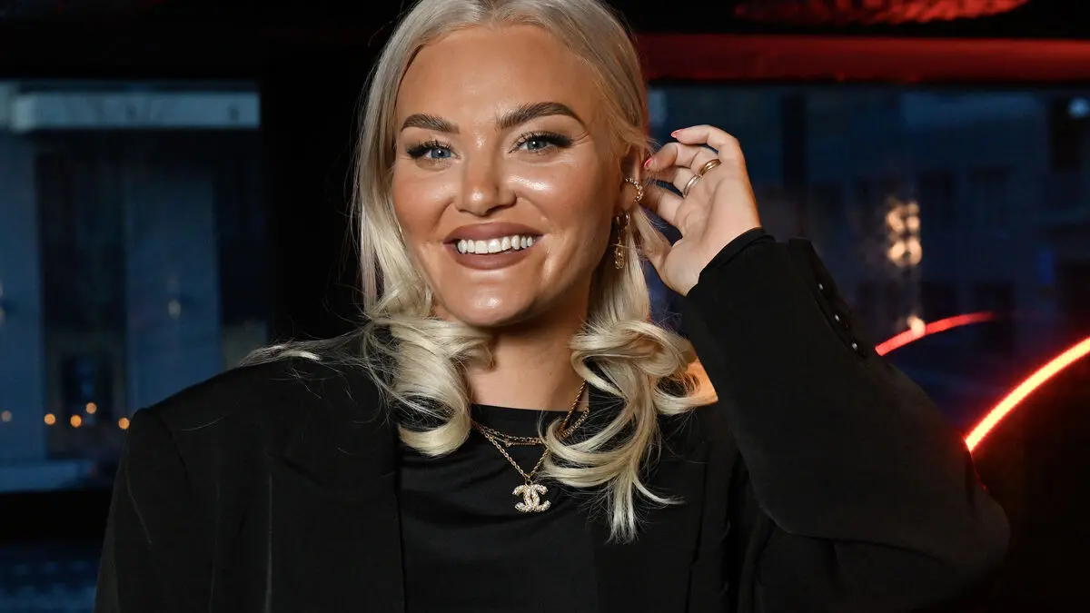 Influencers appear in SVT's new series about motherhood