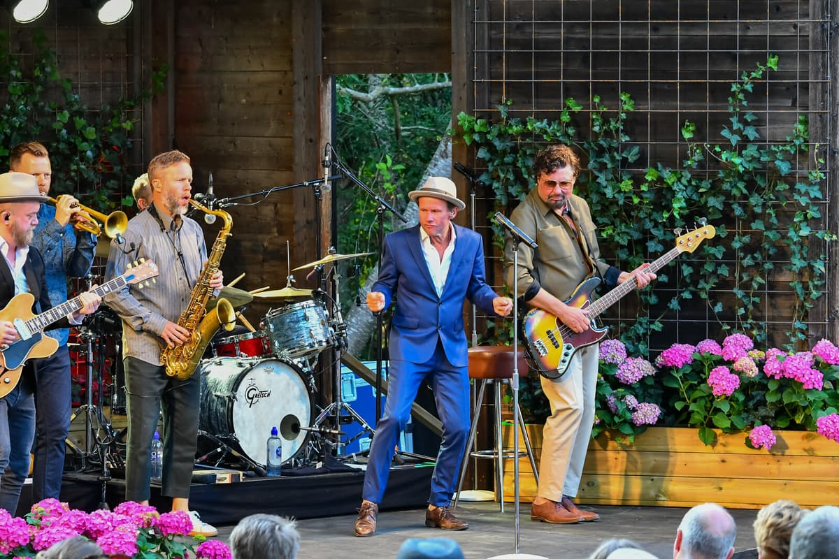 Bo Kaspers Orkester Marks 35 Years with Stockholm Jubilee Show