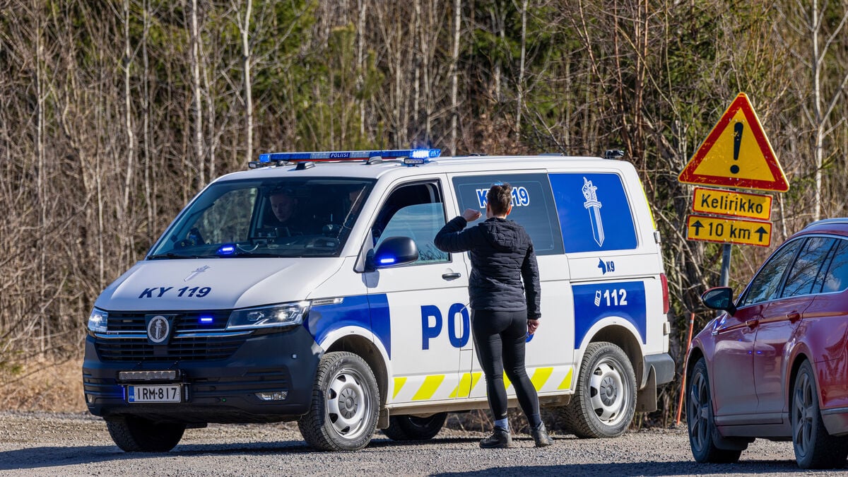 Drones in Finnish airspace - powerful bangs reported