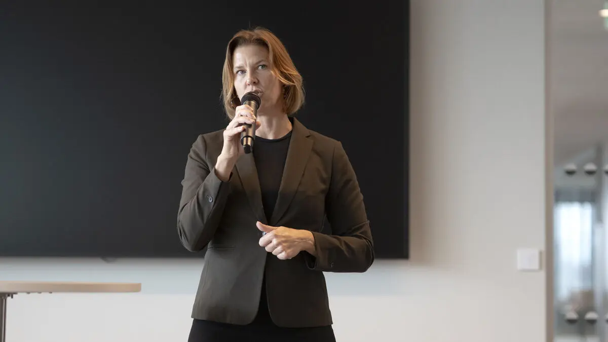 Liberals: Criminalize strangulation