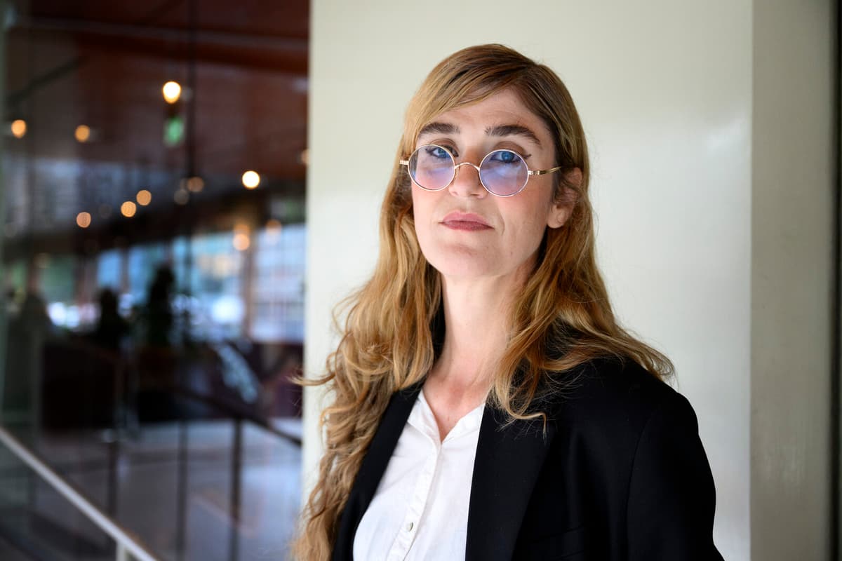 Social Critique in "The Dance Club" Highlights Swedish Psychiatric Care