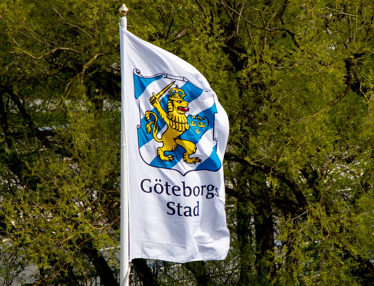 Göteborg Employee Allegedly Aided Criminal Gangs for Money