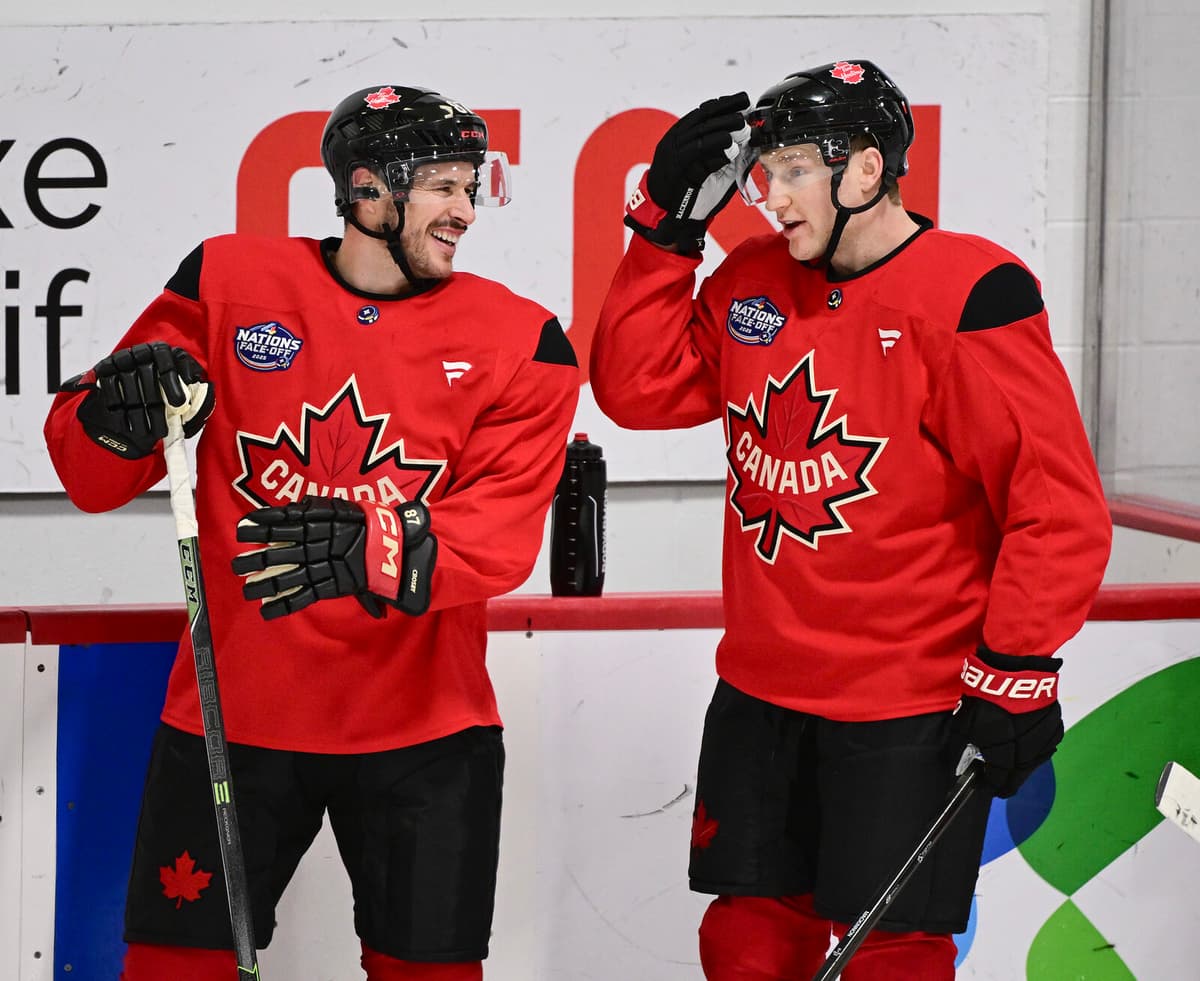 Crosby and MacKinnon Lead Canada at Stockholm World Championship