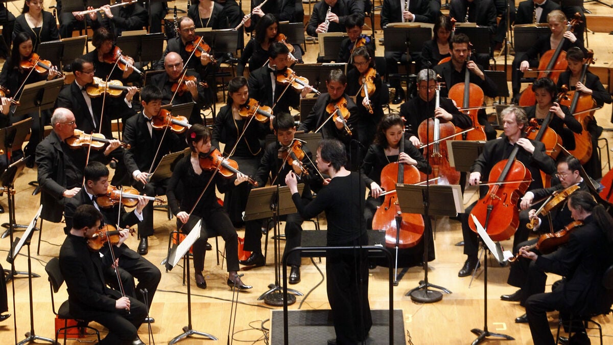 Protesters disrupt Israeli orchestra in Paris