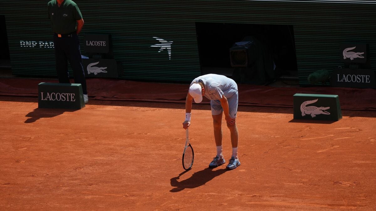 World number one Sinner knocked out in Paris, says he felt very dizzy