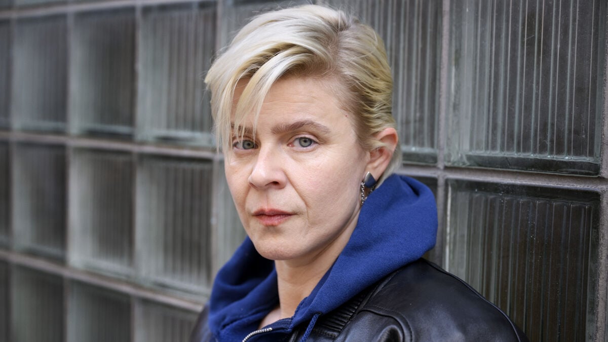 Robyn slams Trump administration during New York concert: You have a crappy government