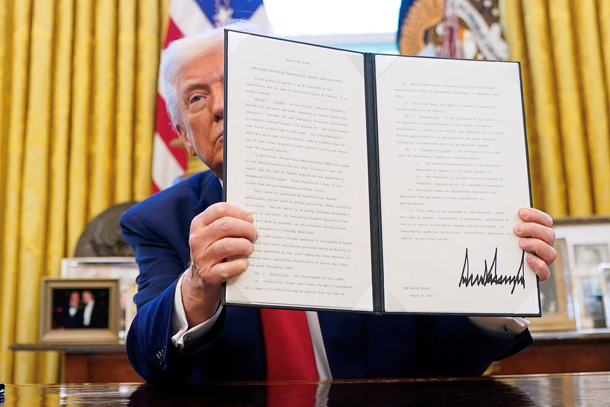 Trump Signs Order to Boost Water Pressure in US Showers