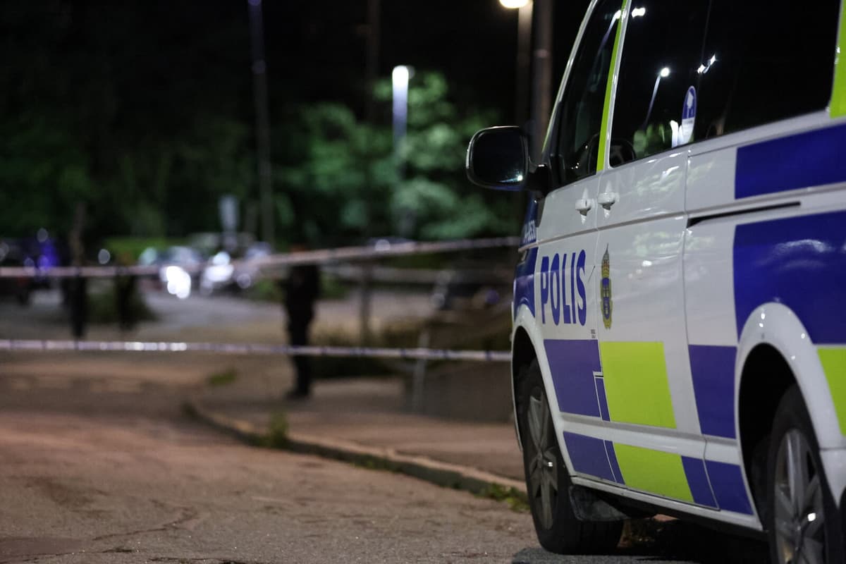 Shooting at Alby Subway Station During Rush Hour Leaves Man Injured