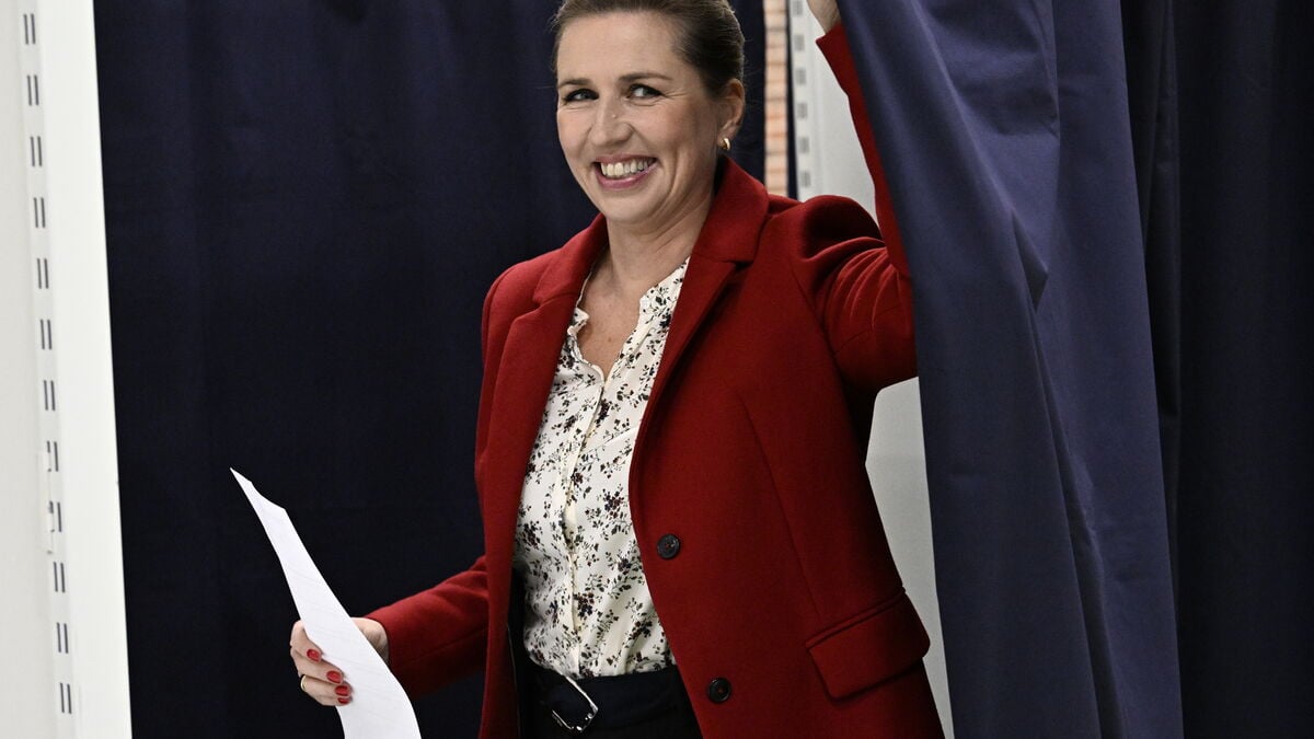 Frederiksen and Løkke are racing in public opinion polls