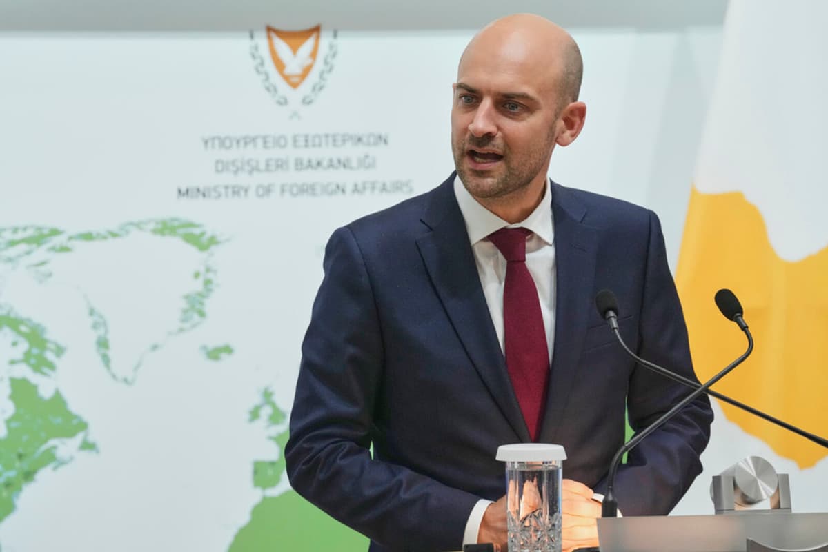 French Minister Criticizes US Over Greenland Sale Proposal