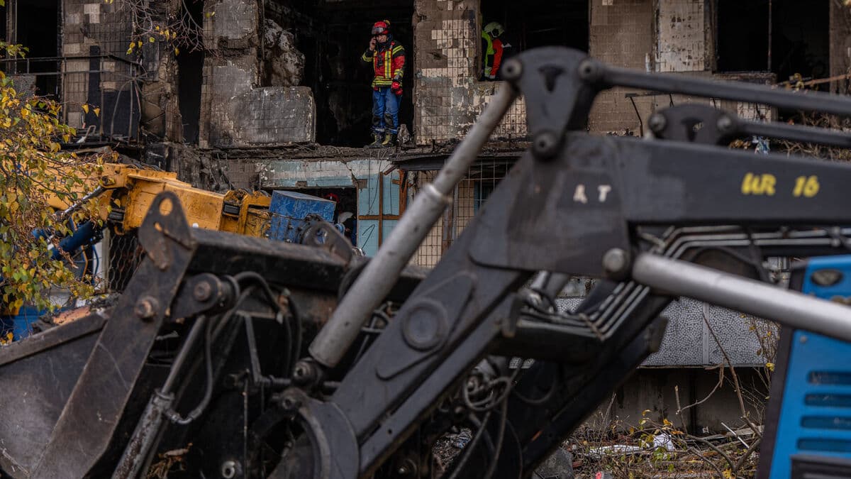 Russian Drone Attacks on Kyiv Kill 3, Injure Over 30 Including Kids