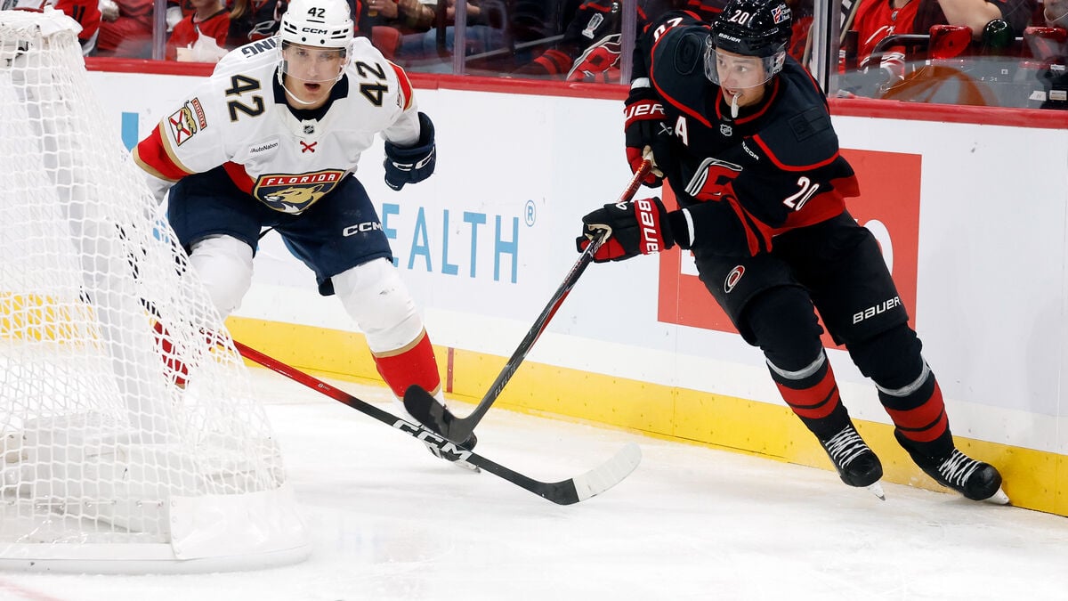 Forsling scores overtime winner as Florida beats Carolina in NHL opener