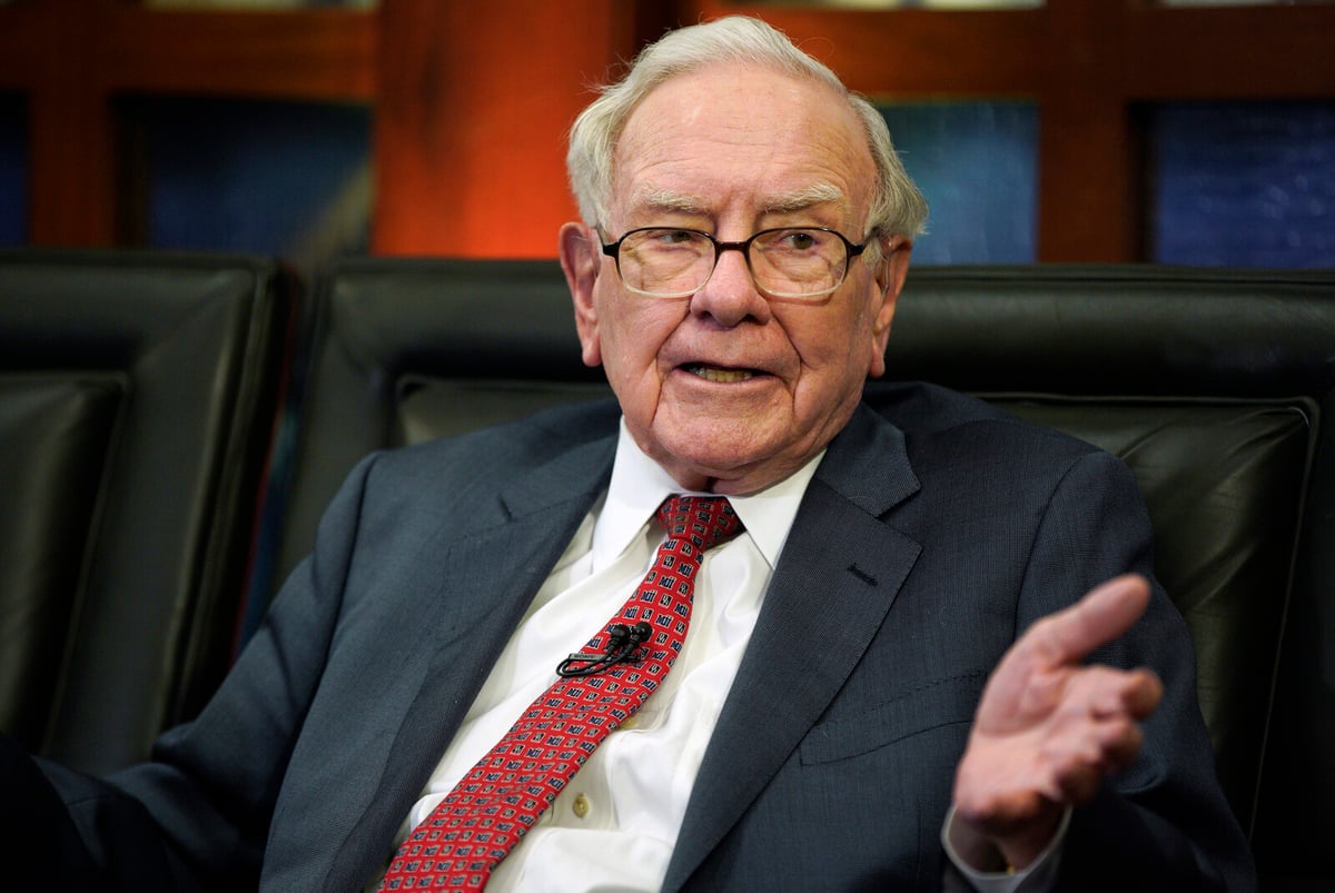 Warren Buffett to Retire, Greg Abel Named Successor at Berkshire Hathaway