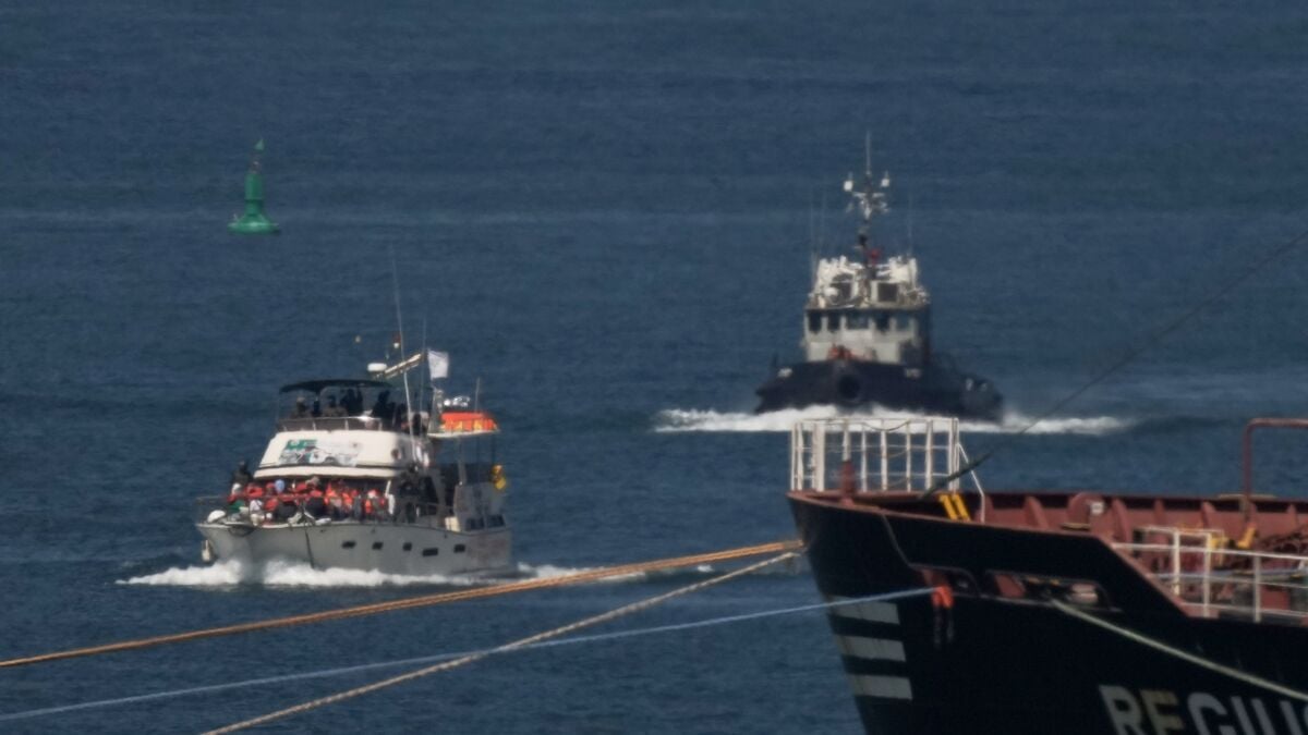 Experts Clash on Israel's Right to Block Gaza Aid Convoy