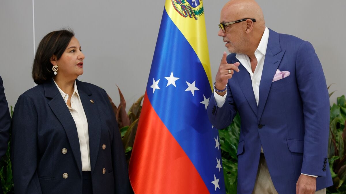 First round of Venezuela talks ends with agreement on judicial reforms and access to frozen funds