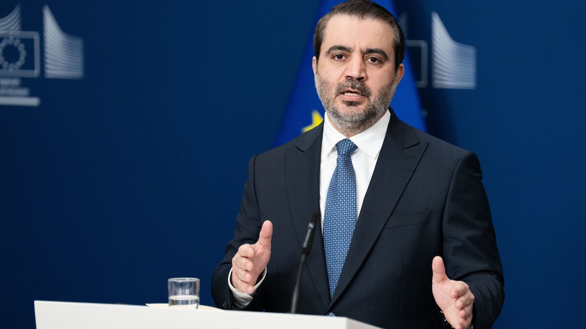 Syrian foreign minister meets Mossad chief in Jordan after Israeli strike, sources say