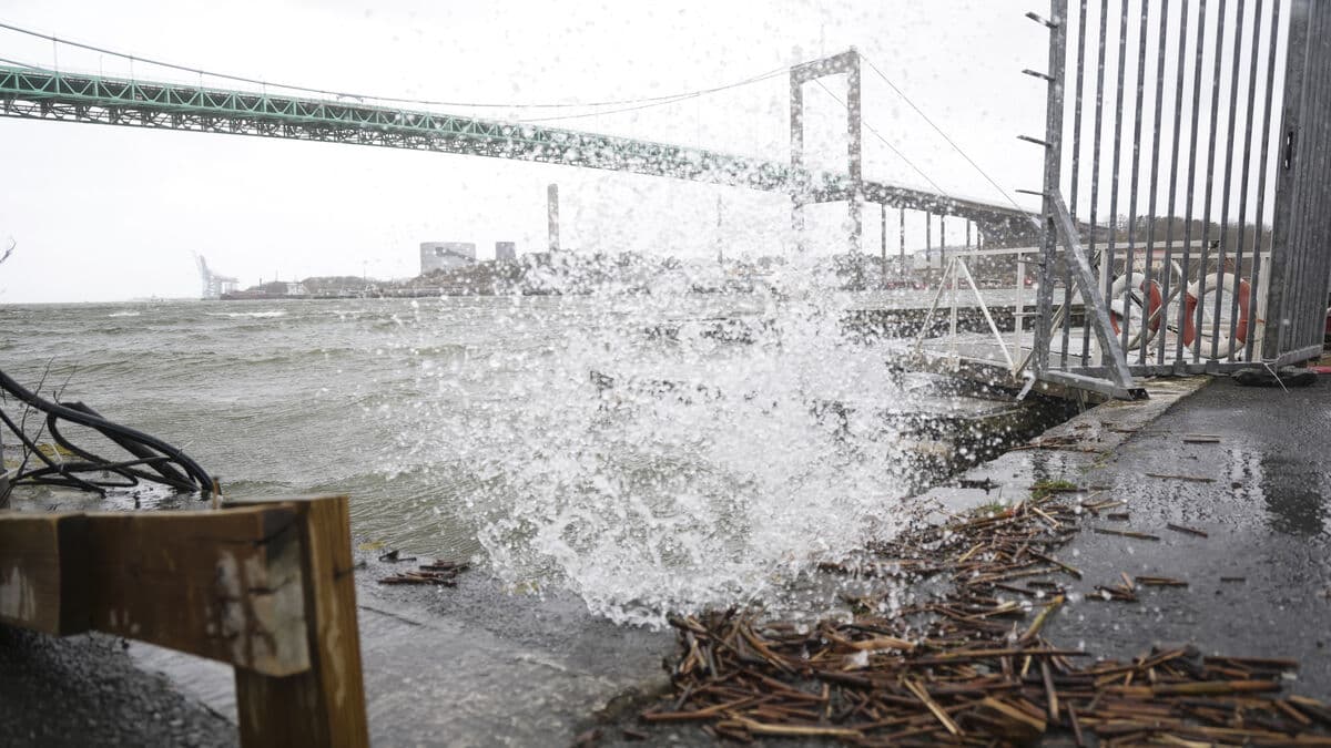 Storm Dave hits Sweden with