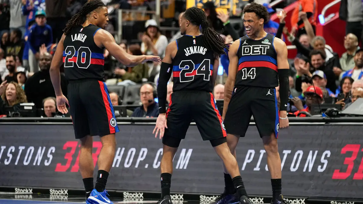 Detroit extended the streak