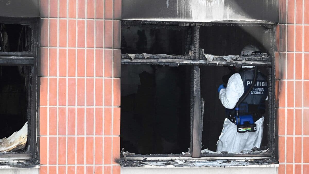 Five members of the same family dead in apartment fire north of Helsinki