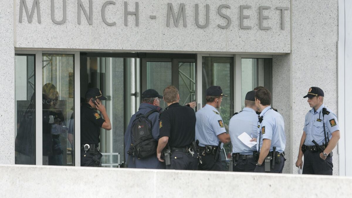 Famous Art Heists: Thefts of Mona Lisa and The Scream