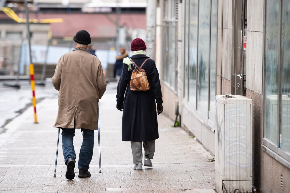 Swedes Enjoy Longer Lives but Face Growing Health Inequality