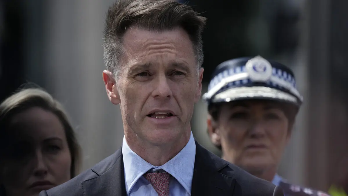 Parliament convenes to tighten gun laws