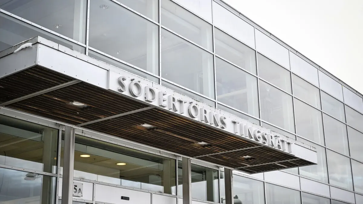 Perpetrators who terrorized politicians and civil servants in Huddinge sentenced