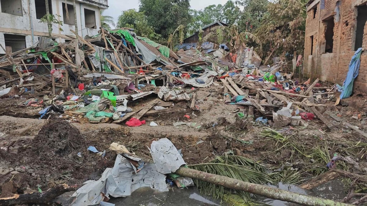 Air Strike in Myanmar Kills 19 Schoolchildren in Rakhine