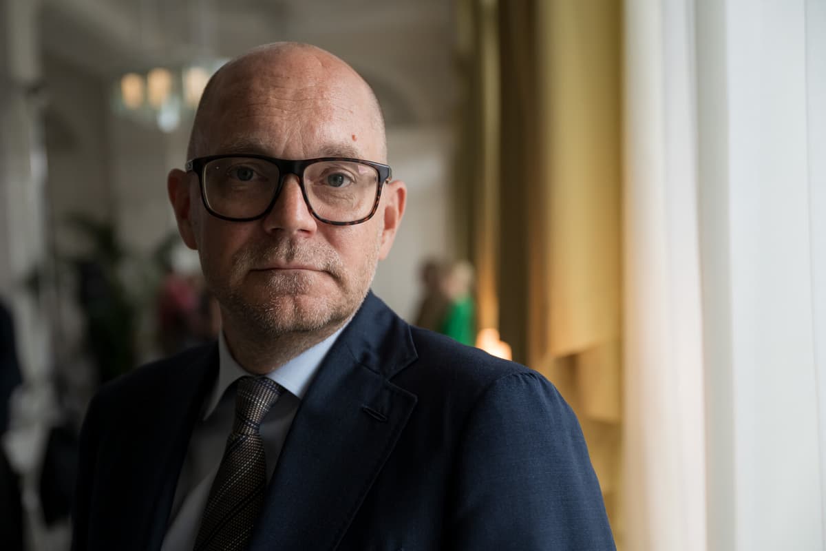 Minister Opposes Tidö Agreement on Swedish Work Permit Wage Rules