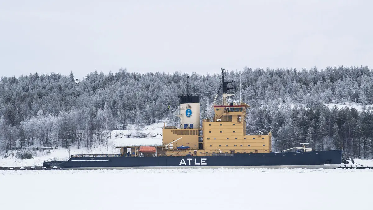 Swedish Maritime Administration proposes that the state should pay for icebreaking