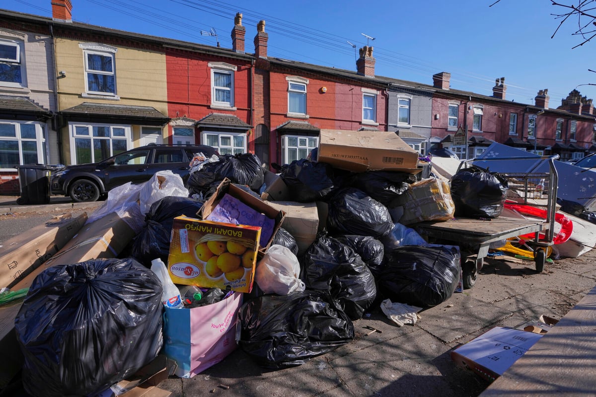 Birmingham Residents Frustrated as Garbage Strike Drags On
