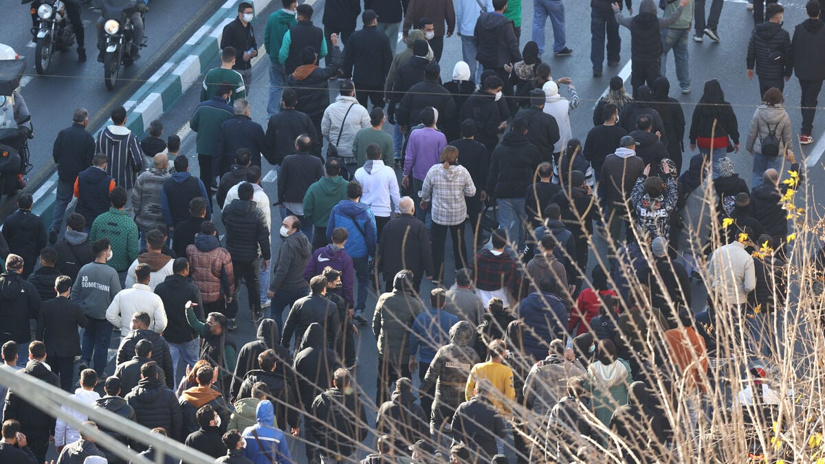 Clashes during protests in Iran as demonstrations enter fourth consecutive day