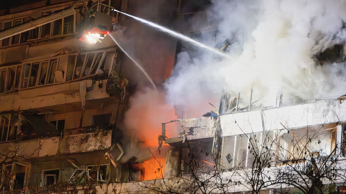 Deadly attacks in both Ukraine and Russia
