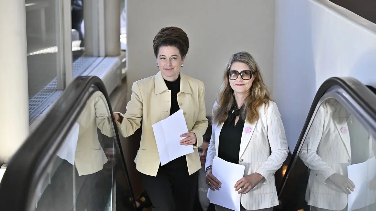 Green Party proposes additional 800 kronor per child per month in child benefit for single parents